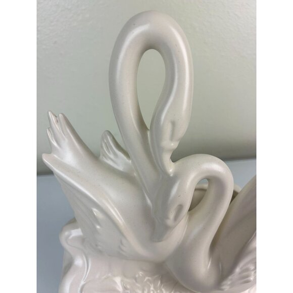Vintage Hull White Swan Planter Ceramic Sculpture Pottery Smooth Home Decor - Picture 2 of 16